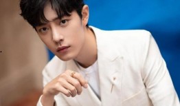 圈内最新爆料蔡徐坤白鹿,神秘新作品引期待